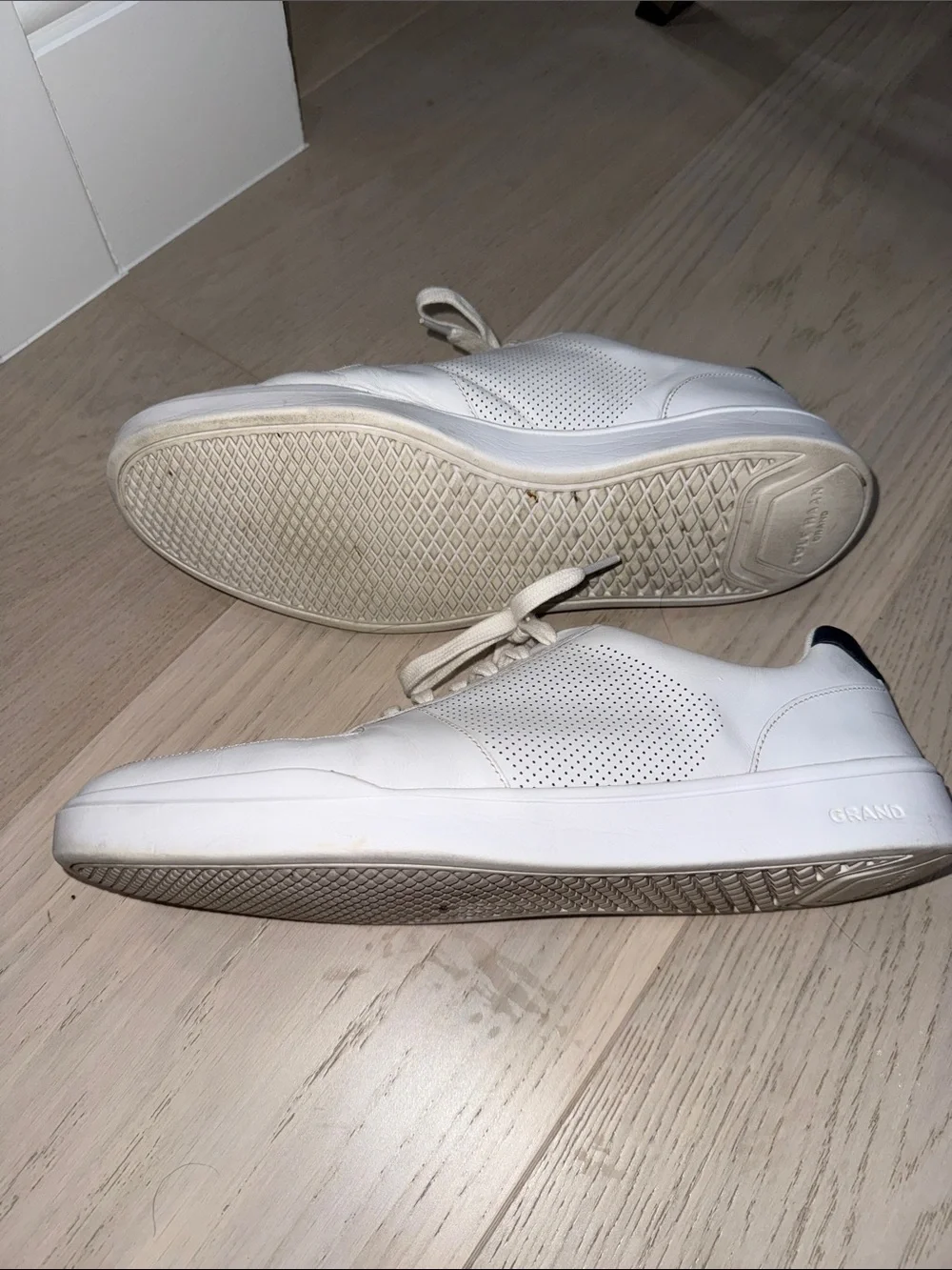 Cole Haan White Leather Perforated Men's Sneakers with Navy Heel Tab